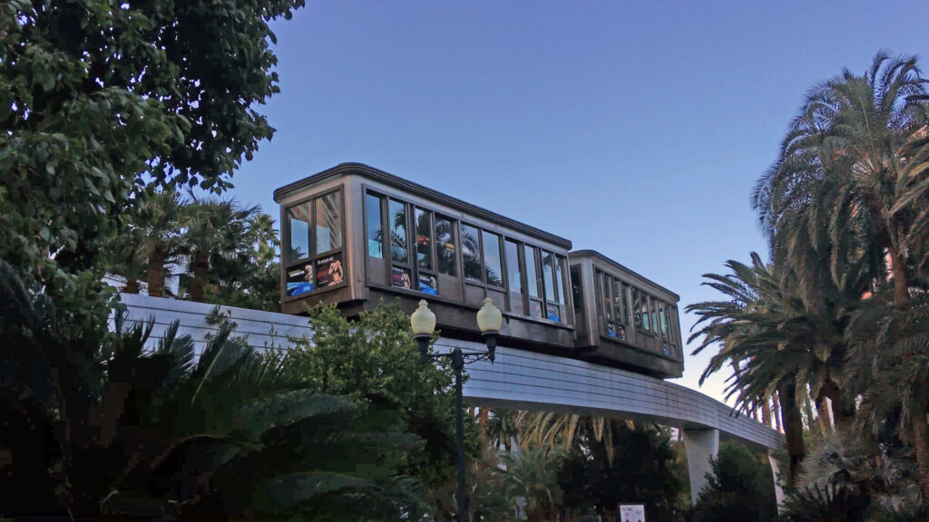 mirage treasure island tram